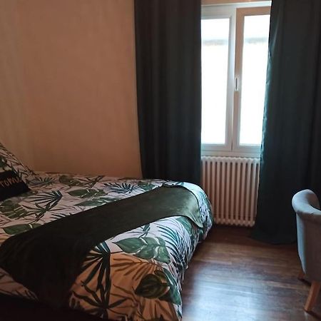Petite Maison De Bourg Proche A84 Ducey-Les Cheris Bagian luar foto